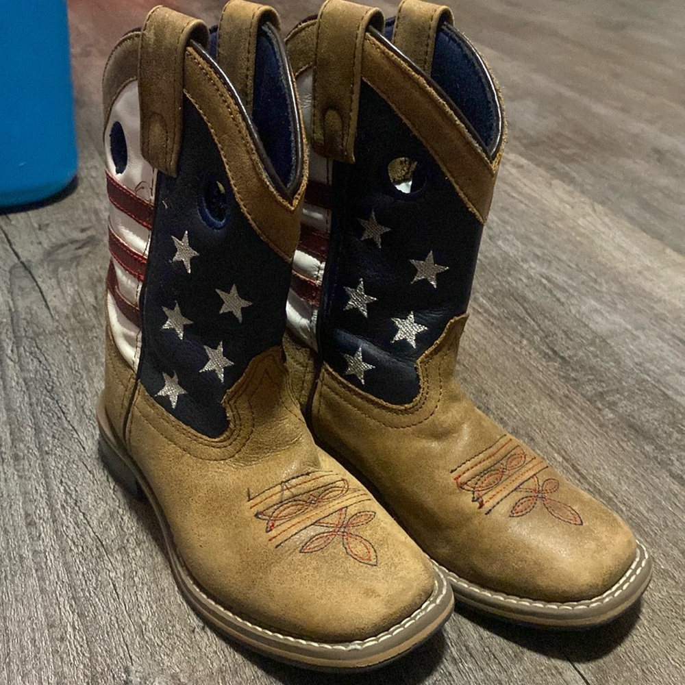 Cody James boys boots